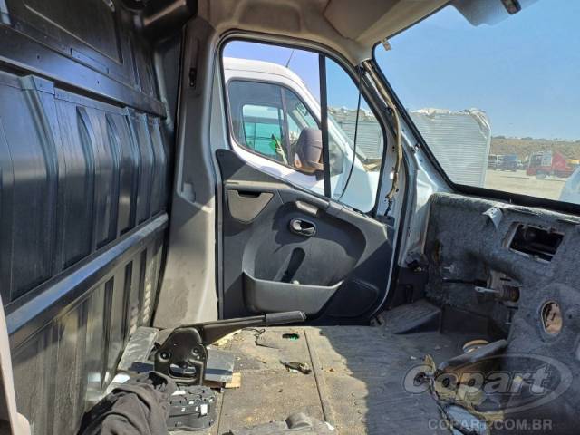 2023 RENAULT MASTER FURGAO 