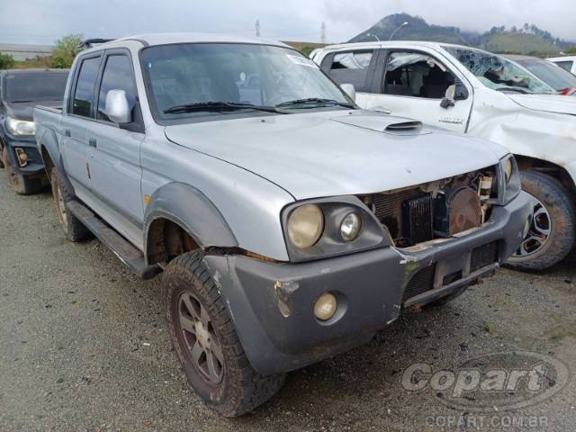2010 MITSUBISHI L200 OUTDOOR CD 