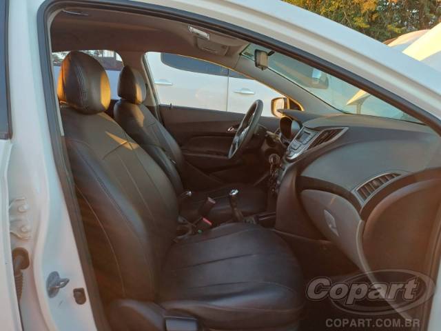 2015 HYUNDAI HB20S 