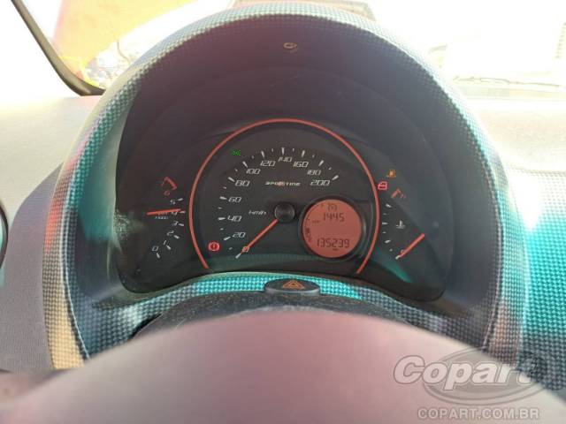 2013 FIAT UNO 