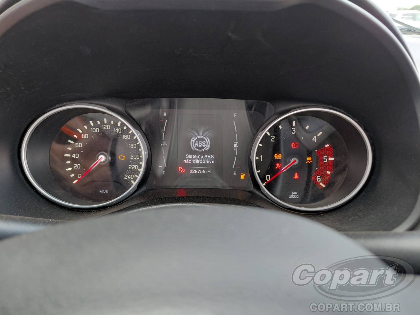 Foto 8 de 10: 2018 FIAT TORO