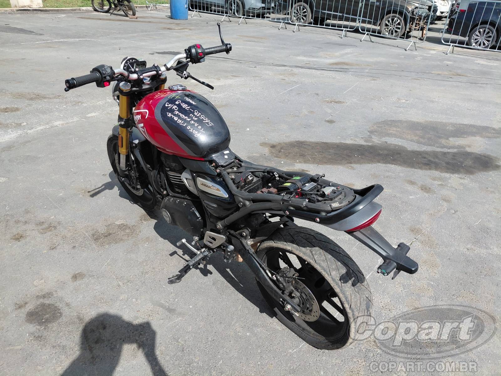 2025 TRIUMPH SPEED — foto 3 de 10