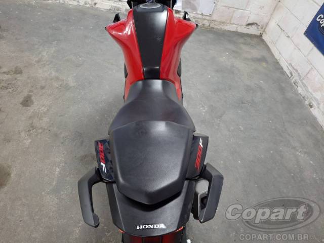 2024 HONDA CB 300F 
