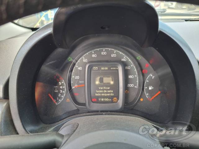 2015 FIAT UNO 