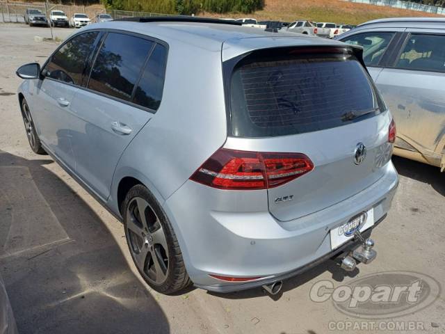 2017 VOLKSWAGEN GOLF 