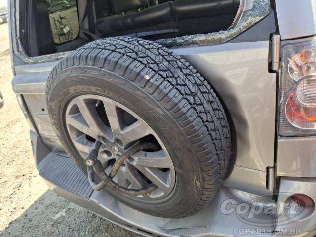 2015 MITSUBISHI PAJERO TR4 