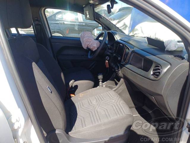 2025 FIAT STRADA CD 