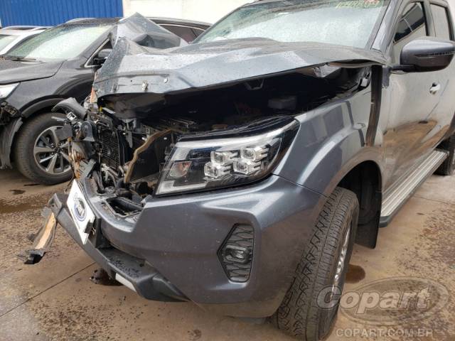 2024 NISSAN FRONTIER CD 