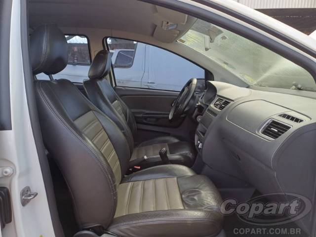 2014 VOLKSWAGEN FOX 