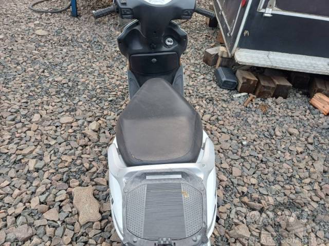 2013 SUZUKI BURGMAN I 