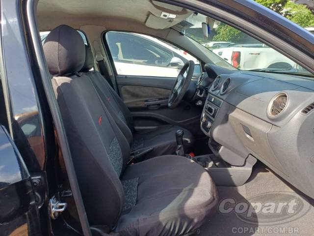 2012 VOLKSWAGEN VOYAGE 
