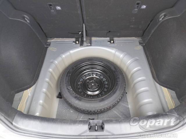 2025 NISSAN Kicks Play 