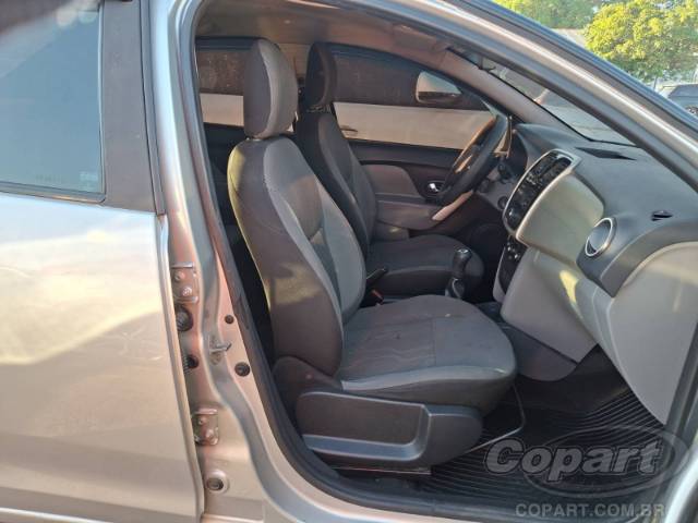 2015 RENAULT LOGAN 