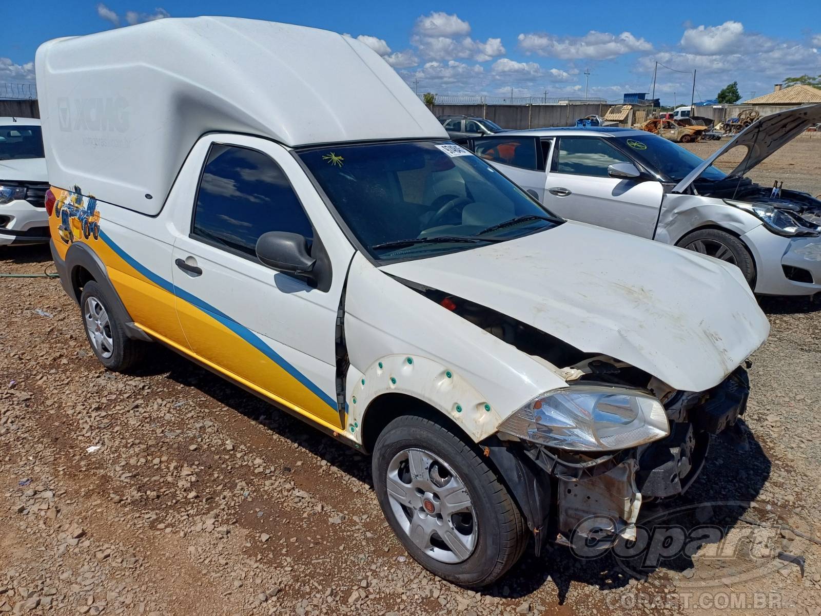 Fiat Strada Hard Working 1.4 Evo 2019 Colisão Média Monta