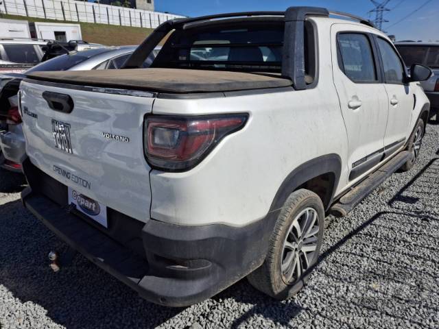 2021 FIAT STRADA CD 
