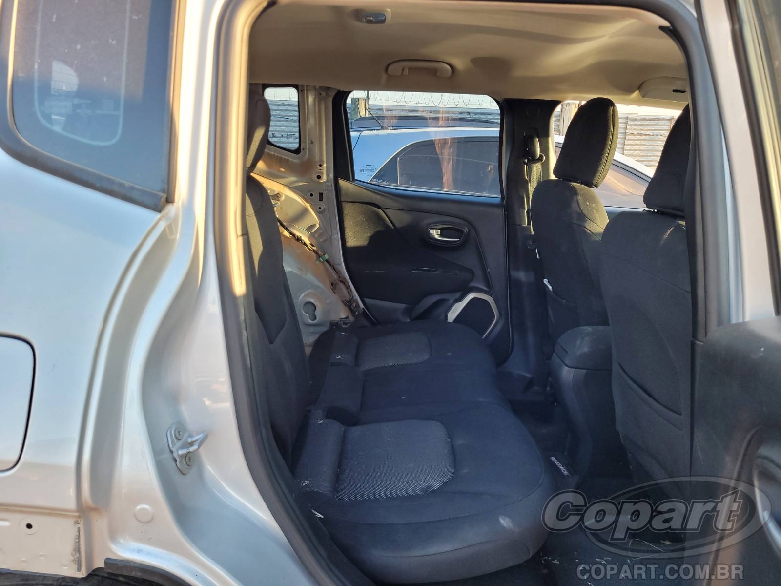 2018 JEEP RENEGADE — leilão em Canoas/RS (foto 6)
