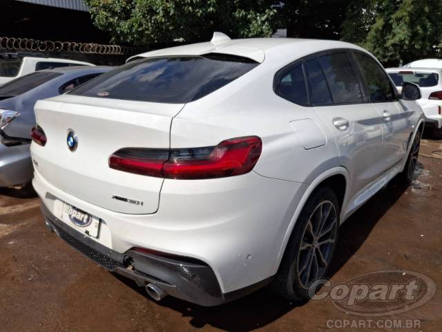 2021 BMW X4 