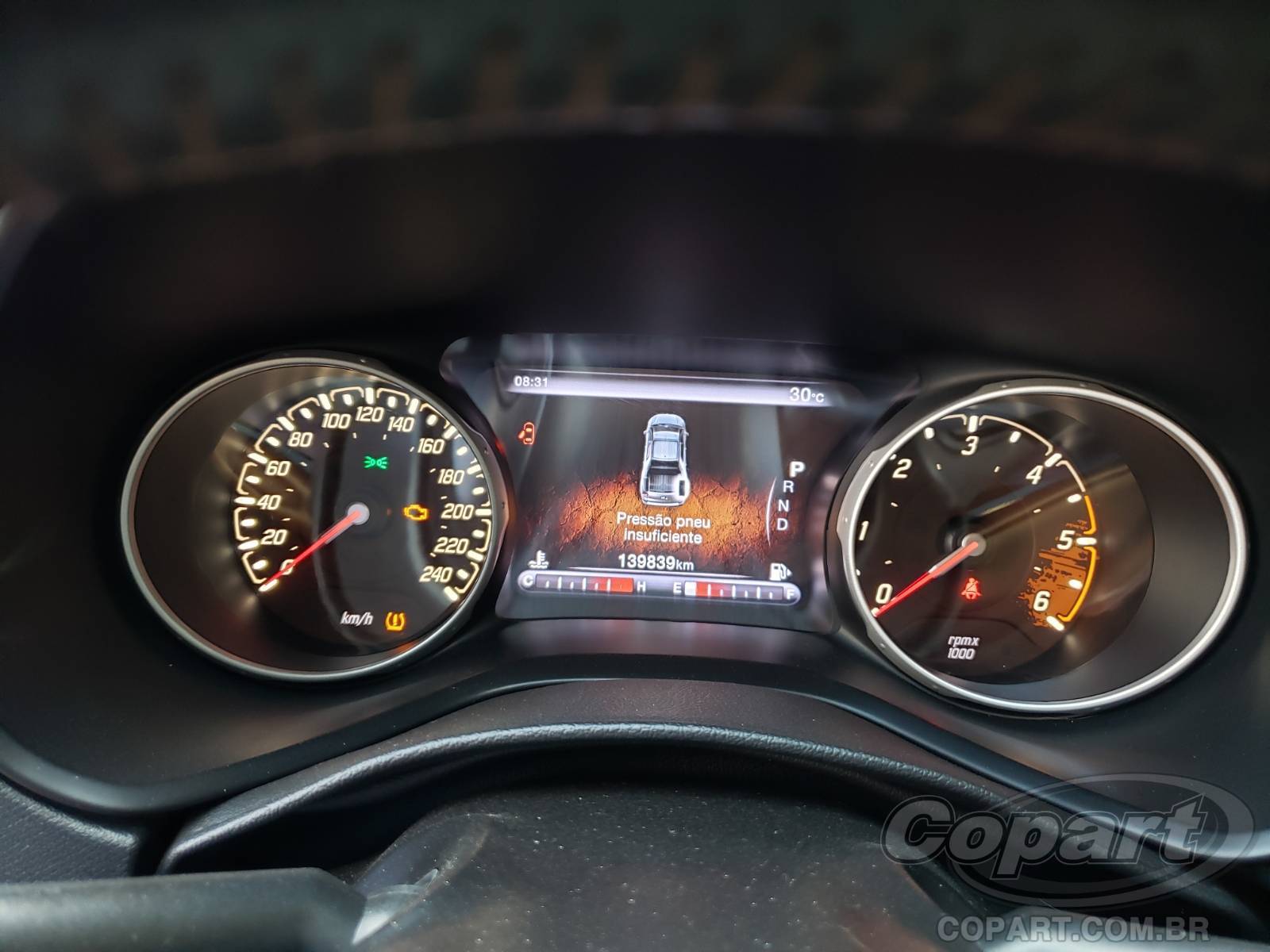 Foto 8 de 11: 2020 FIAT TORO