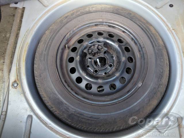 2011 VOLKSWAGEN GOL 
