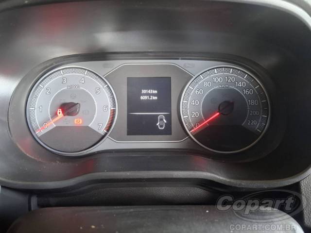 2025 RENAULT DUSTER 