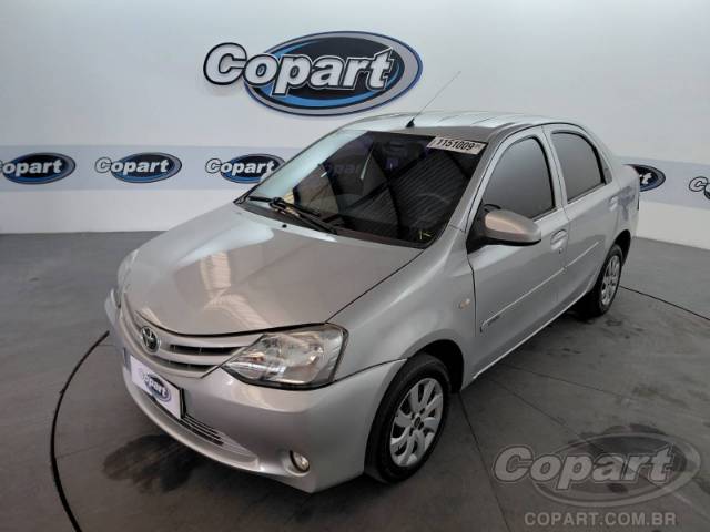2015 TOYOTA ETIOS SEDA 