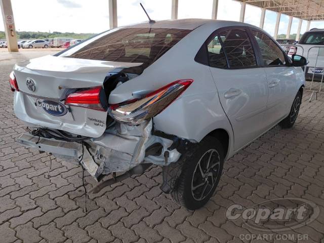 2023 TOYOTA YARIS SEDA 