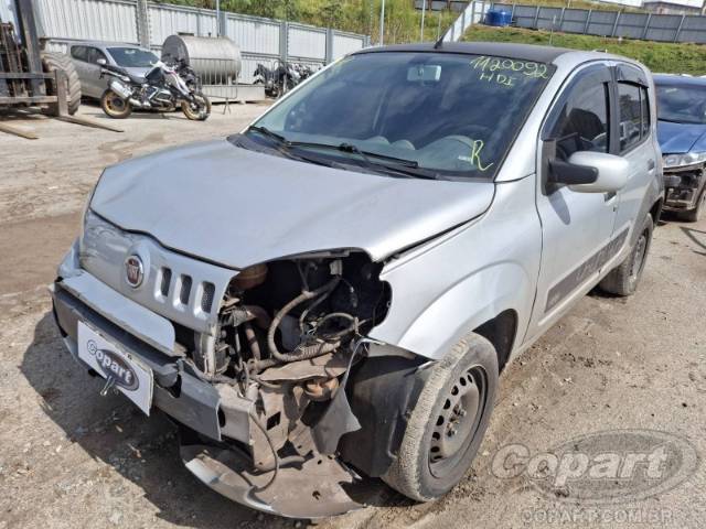 2013 FIAT UNO 
