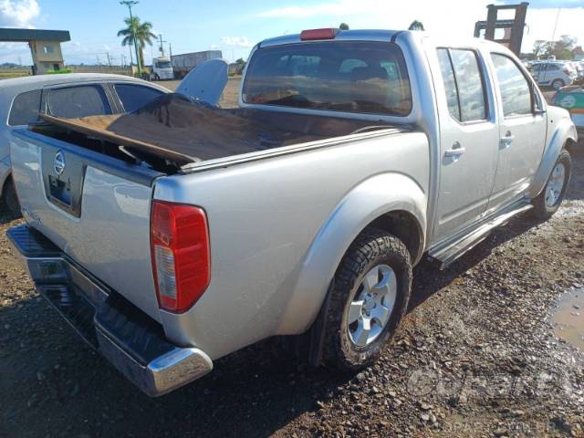 2015 NISSAN FRONTIER CD 