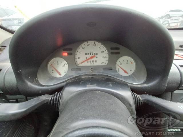 2001 CHEVROLET CORSA 