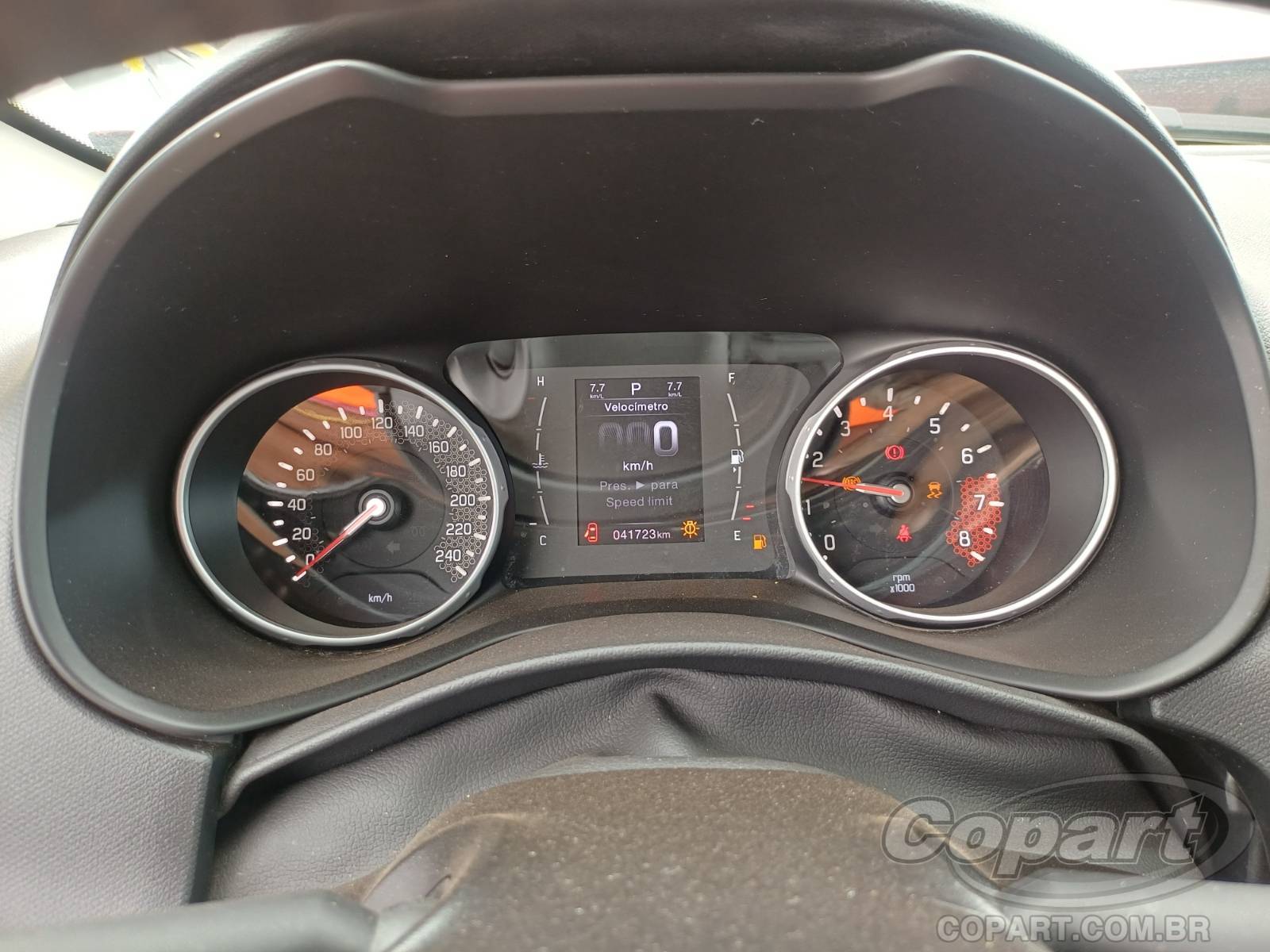 Foto 8 de 10: 2020 FIAT TORO
