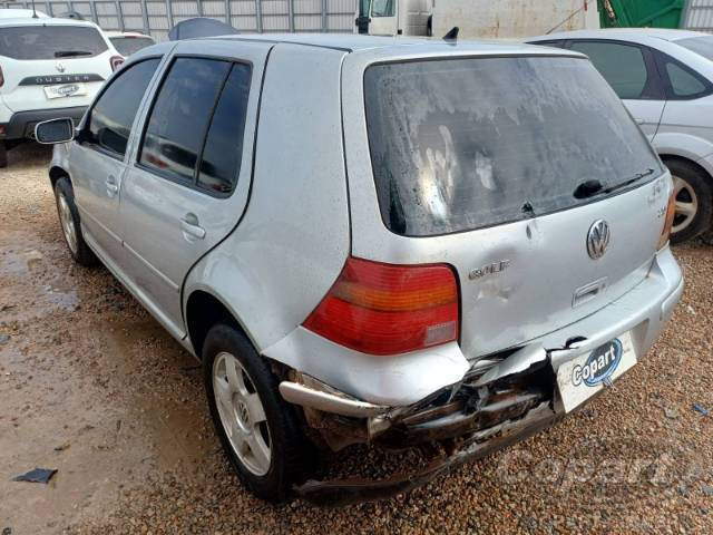 2003 VOLKSWAGEN GOLF 