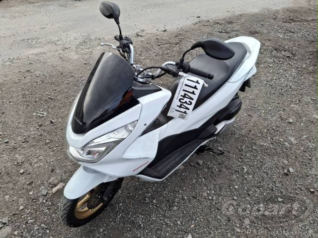 2016 HONDA PCX 
