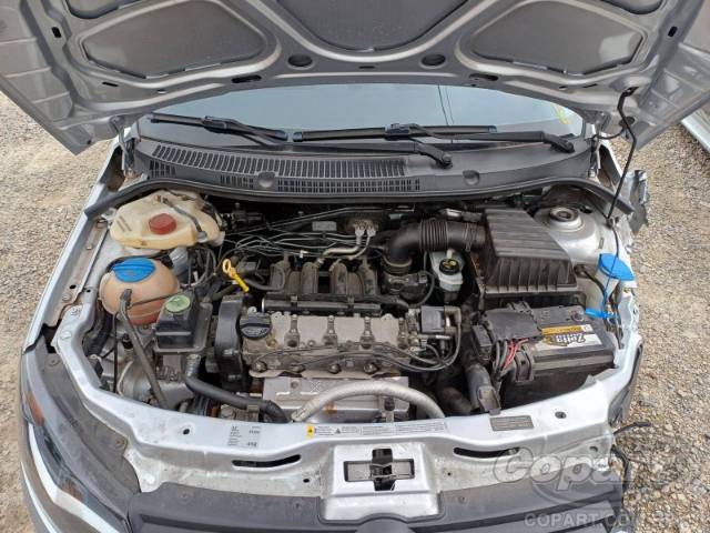 2016 VOLKSWAGEN VOYAGE 