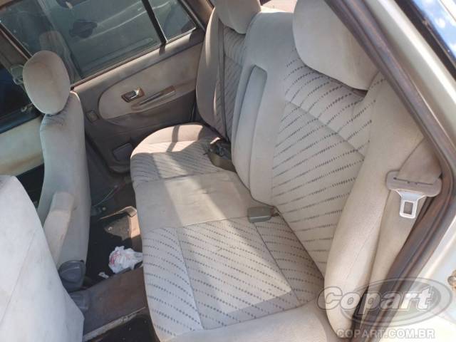 2003 VOLKSWAGEN SANTANA 