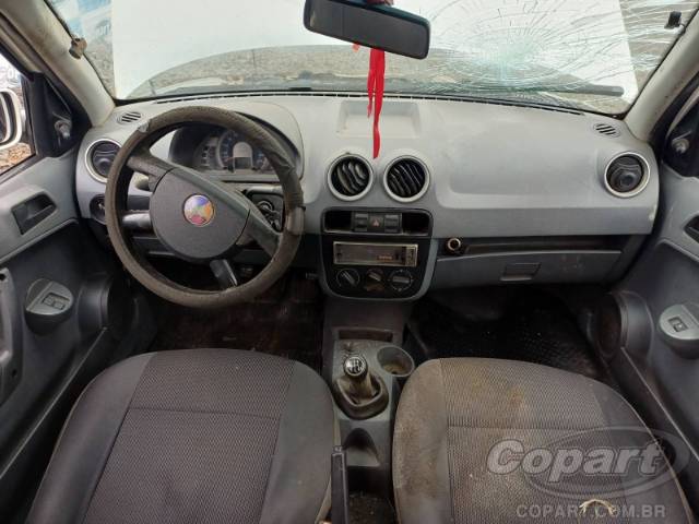 2011 VOLKSWAGEN PARATI 