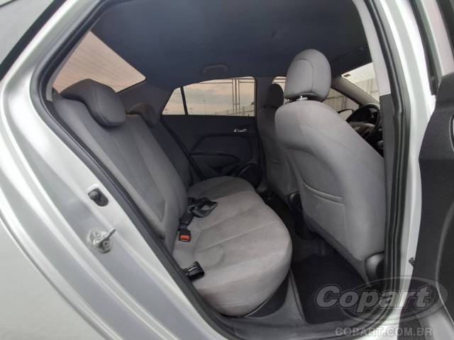 2015 HYUNDAI HB20S 