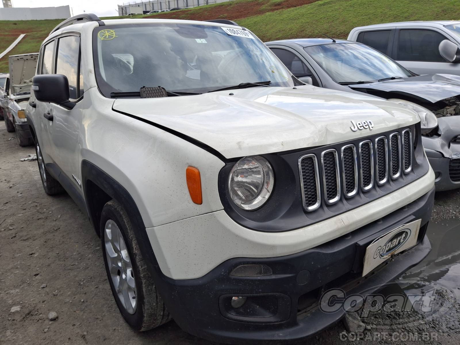 Veículo Fiat Renegade Jeep Renegade Sport 1.8 16V E.TorQ Evo 2018 2018 em leilão