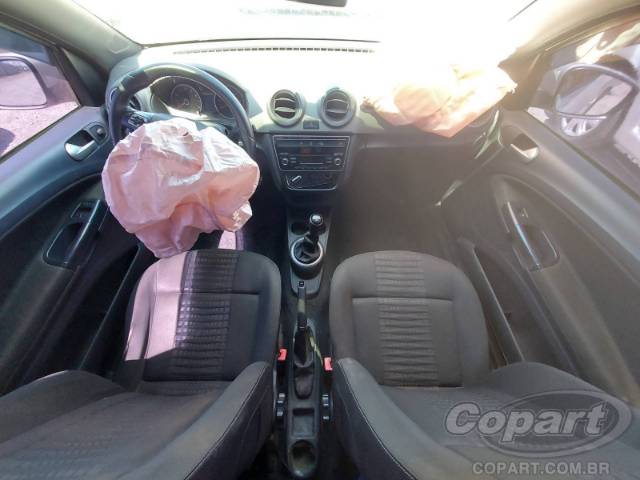 2016 VOLKSWAGEN SAVEIRO CD 