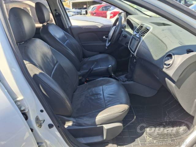 2016 RENAULT SANDERO 