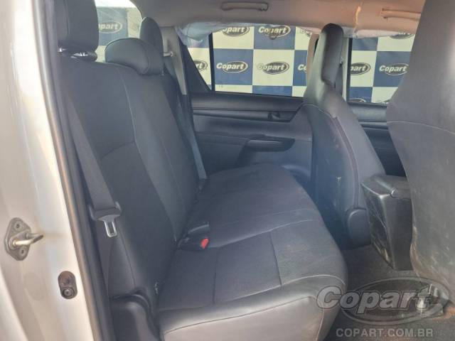 2025 TOYOTA HILUX CD 