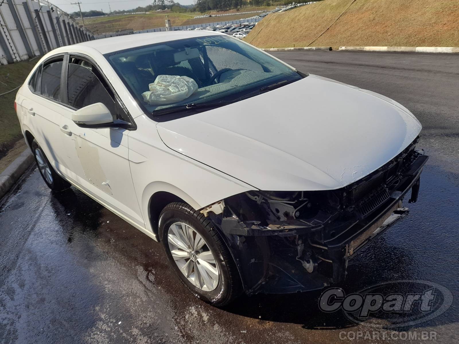 Veículo VW - VolksWagen Virtus VOLKSWAGEN VIRTUS 1.6 16V MSI 2022 2022 em leilão