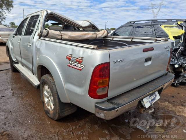 2011 TOYOTA HILUX CD 
