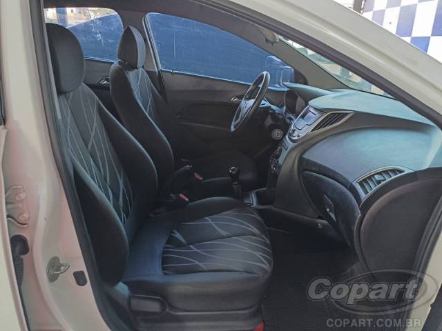 2014 HYUNDAI HB20 