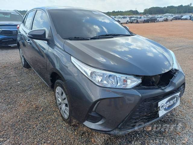 2025 TOYOTA YARIS 