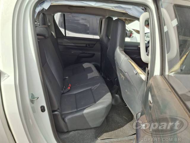 2025 TOYOTA HILUX CD 