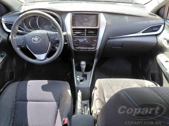 2021 TOYOTA YARIS SEDA 