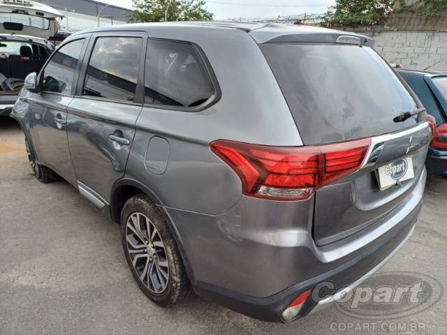 2016 MITSUBISHI OUTLANDER 