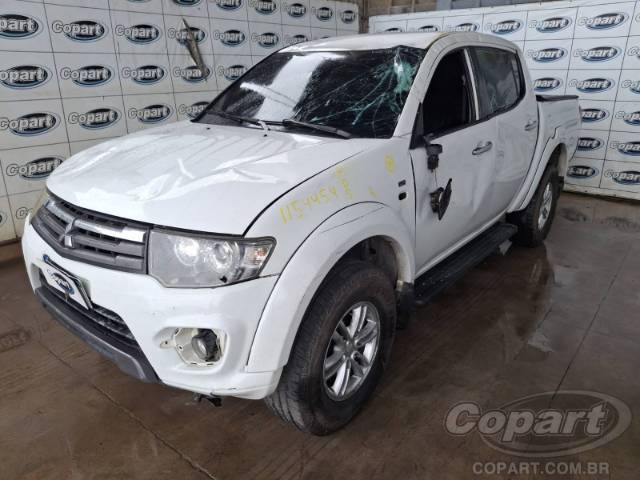 2015 MITSUBISHI L200 TRITON 