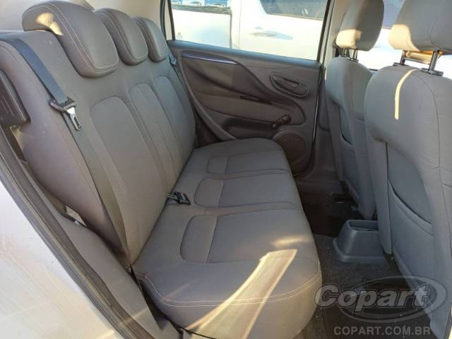 2013 FIAT PUNTO 