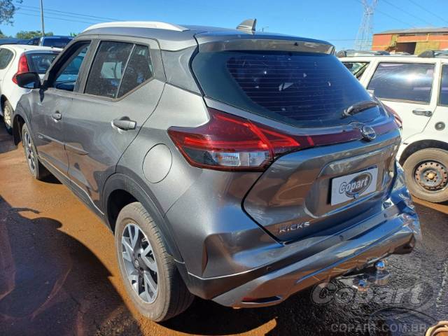 2024 NISSAN KICKS 